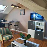 Charmant 2 Pieces Parking Prive
